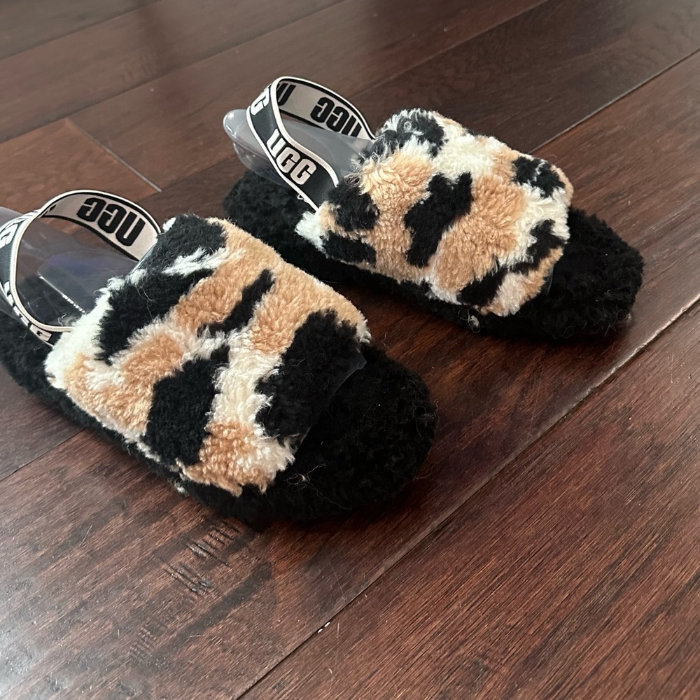 UGG, brand new sandals, size 8